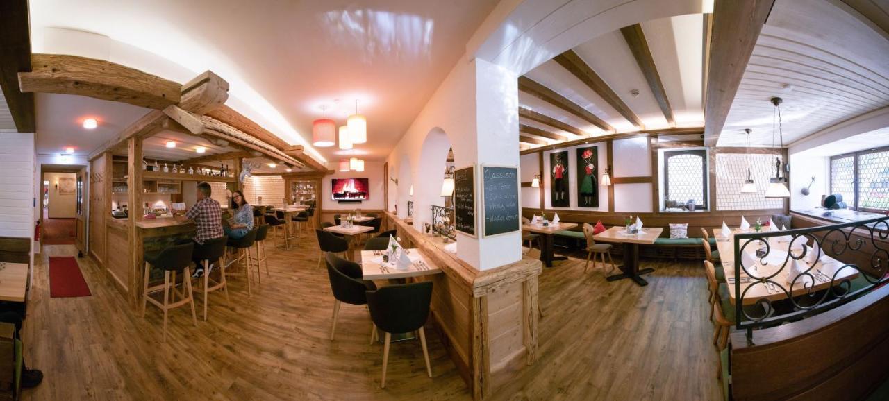 Gruener Baum Naturparkhotel & Schwarzwald-Restaurant Todtnau Bagian luar foto